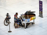 Barakonyi Károly - Pianist in Oculus NYC